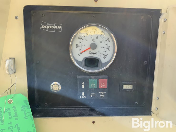 2015-doosan-p185wdz-t4f-image-19