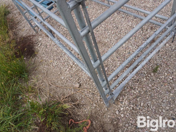 sydell-sheep-hay-feeders-image-13