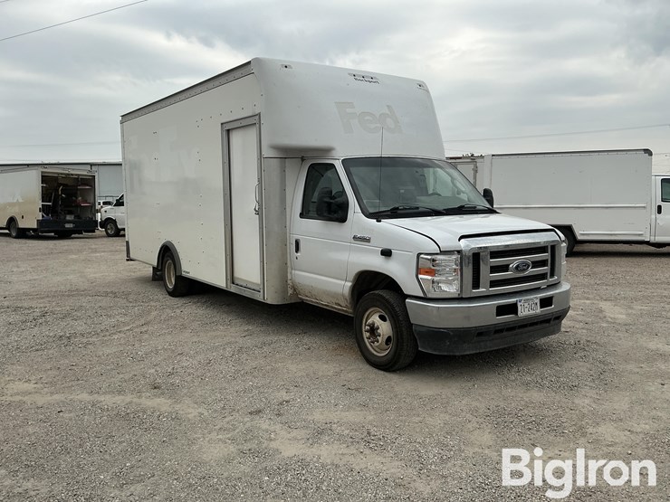 ford-e450-image-3