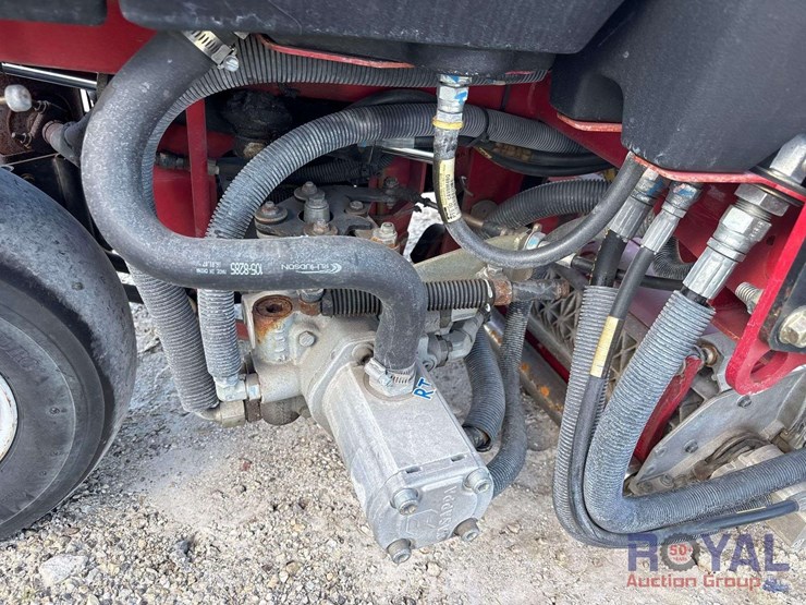 2016-toro-greensmaster-3150-60in-reel-mower-image-10
