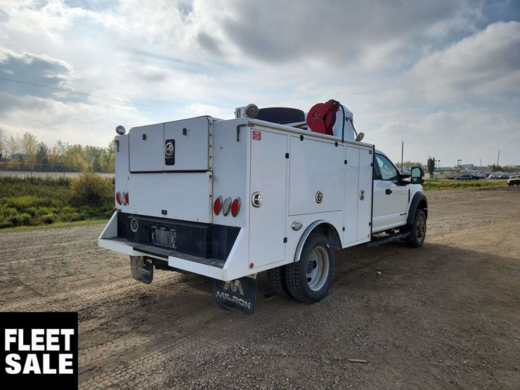 2020-ford-f550-image-3