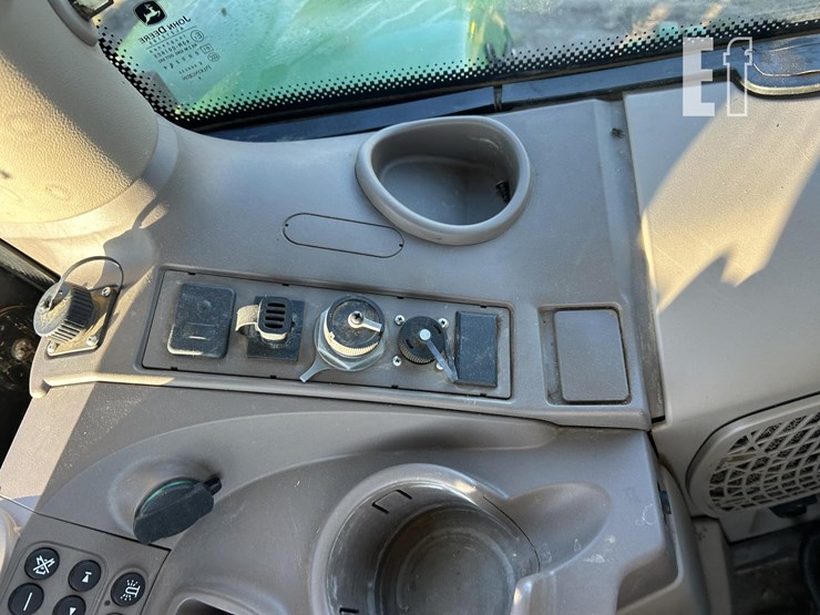 john-deere-6175r-image-54