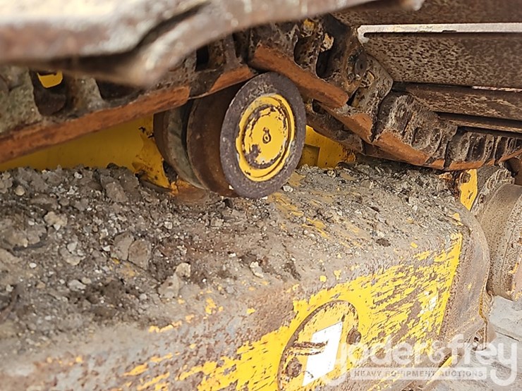 2021-komatsu-d39pxi-24-image-19