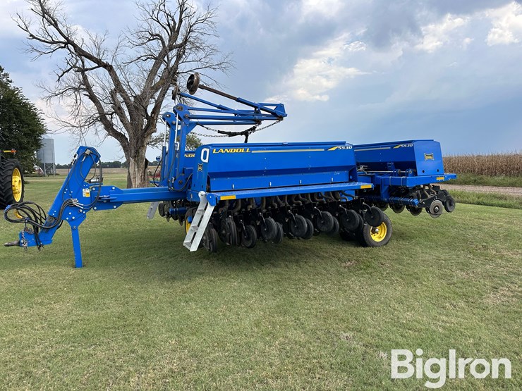 2009-landoll-5530-image-8