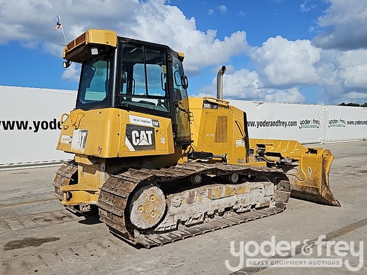 2014-caterpillar-d6k2-lgp-image-5
