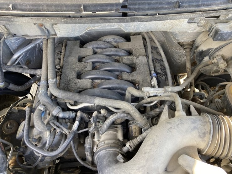 2011-ford-f150-image-40