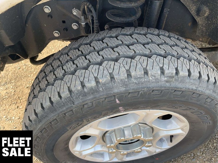 2022-ford-f350-image-7