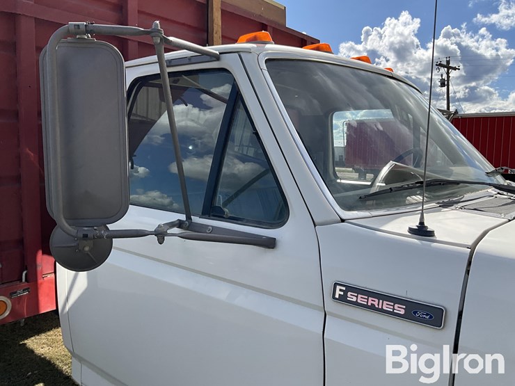 1995-ford-f700-image-16