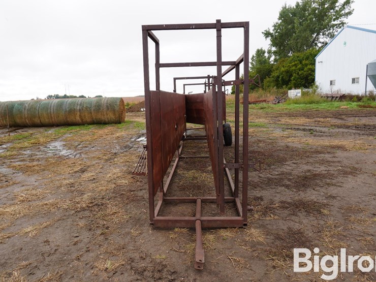 24'-portable-alleyway-w/tub-image-2