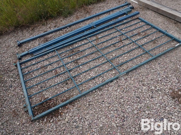 sydell-82"x36"-gate-&-braces-image-3