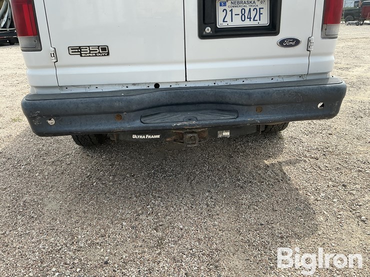 2006-ford-econoline-350-image-9