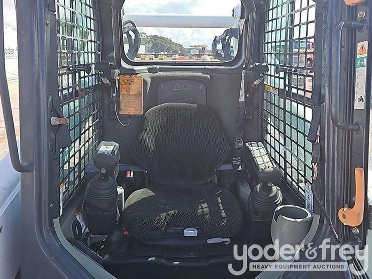 2019-bobcat-t870-image-24