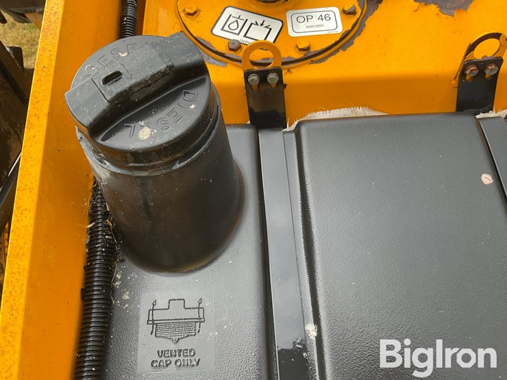 2014-jcb-526-56-image-13