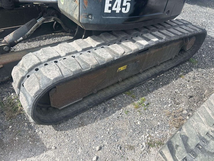 bobcat-e45-image-22