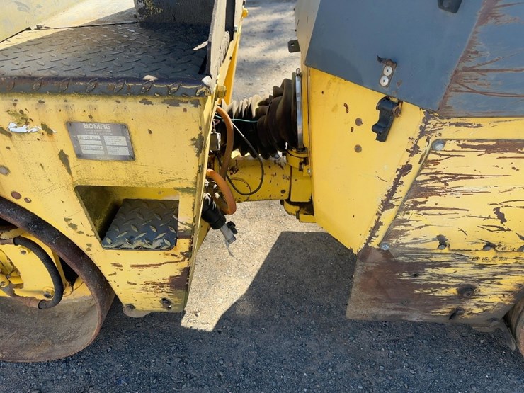 1997-bomag-bw100ad-3-image-12