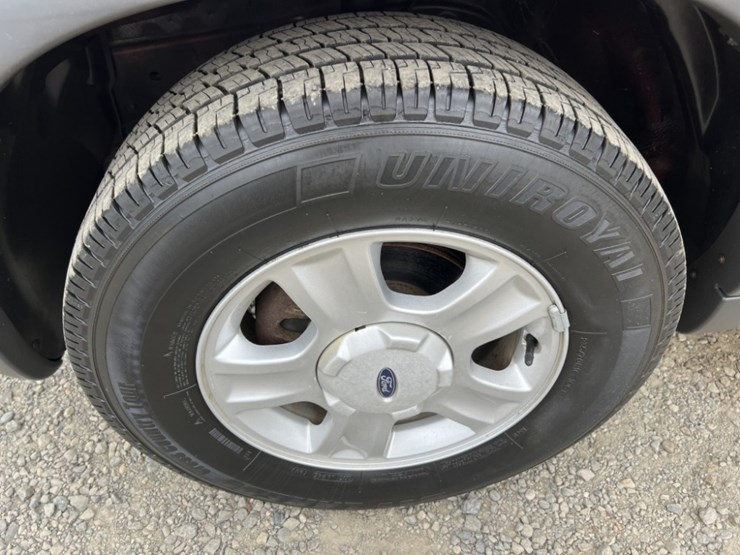 2002-ford-escape-image-15