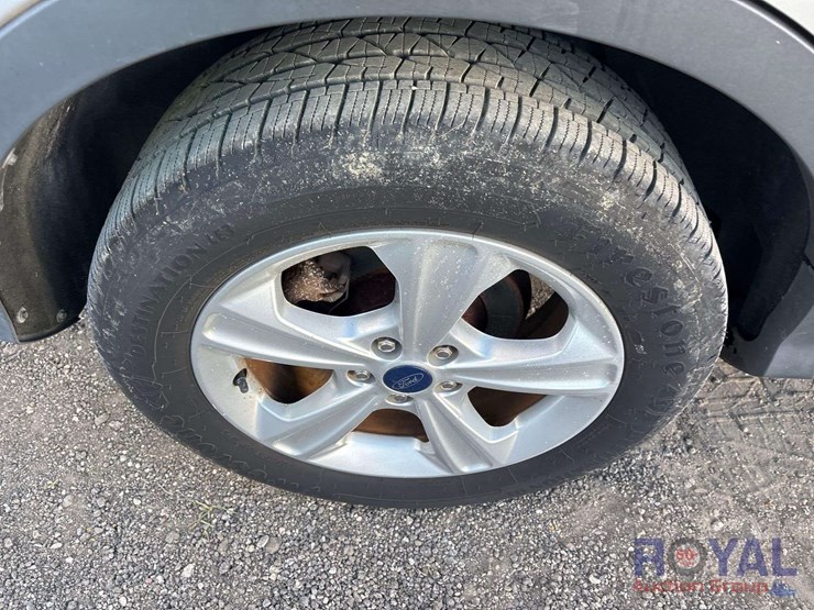 2016-ford-escape-image-22
