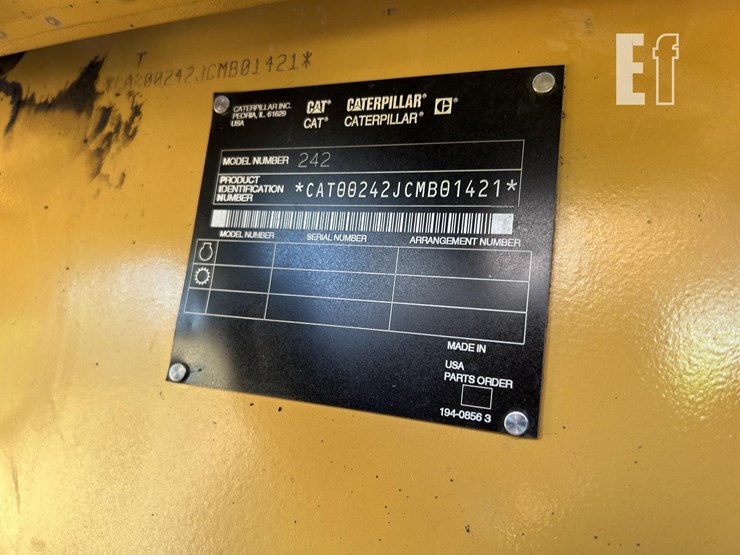 2003-caterpillar-242-image-15