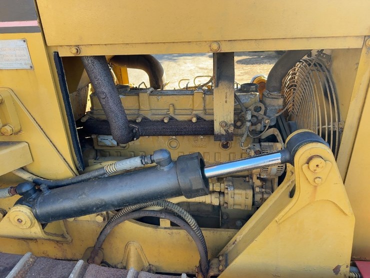 1994-caterpillar-d3c-iii-image-28