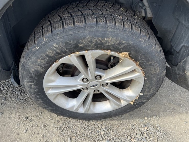 2017-ford-explorer-image-18