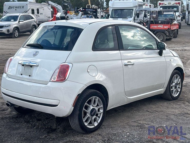 2013-fiat-500-image-29