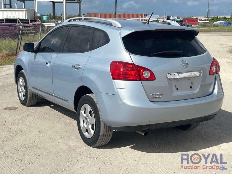 2015-nissan-rogue-image-4