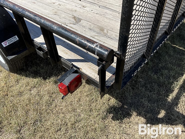 2015-carry-on-s/a-utility-trailer-image-16
