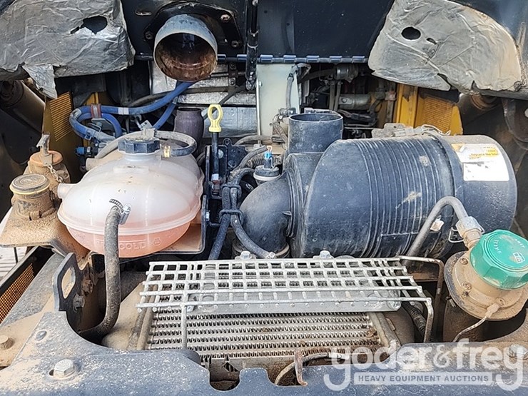 2018-deere-333g-image-12