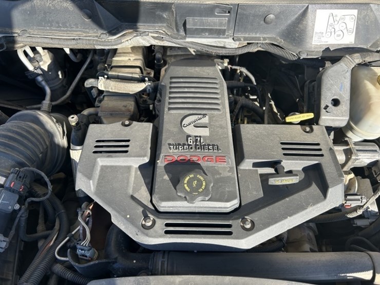 2009-dodge-ram-5500-image-36