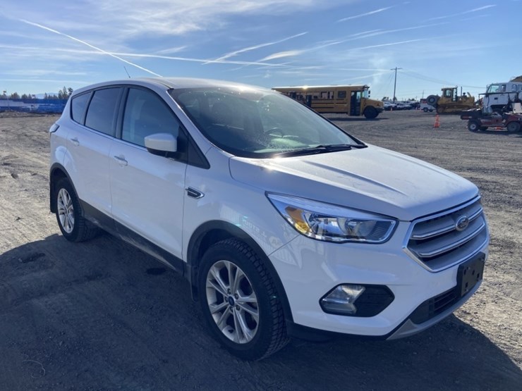 2017-ford-escape-se-image-7