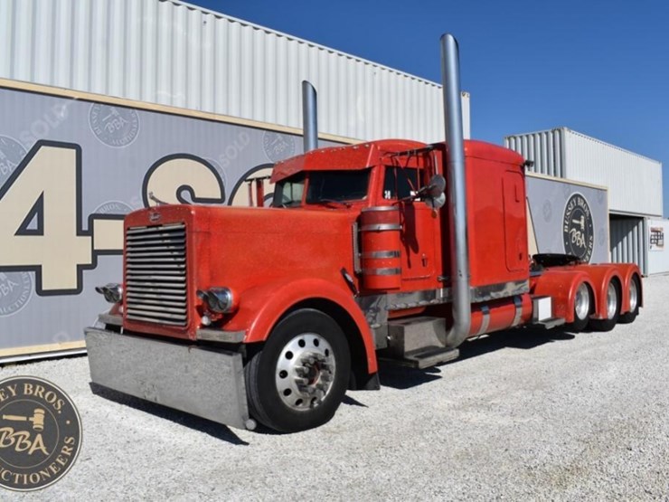 1990-peterbilt-379-image-10