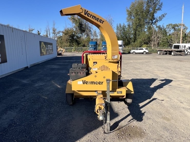 2014-vermeer-bc700xl-image-8