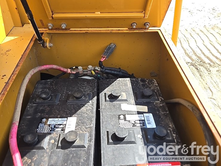 2012-morooka-mst2200-image-22