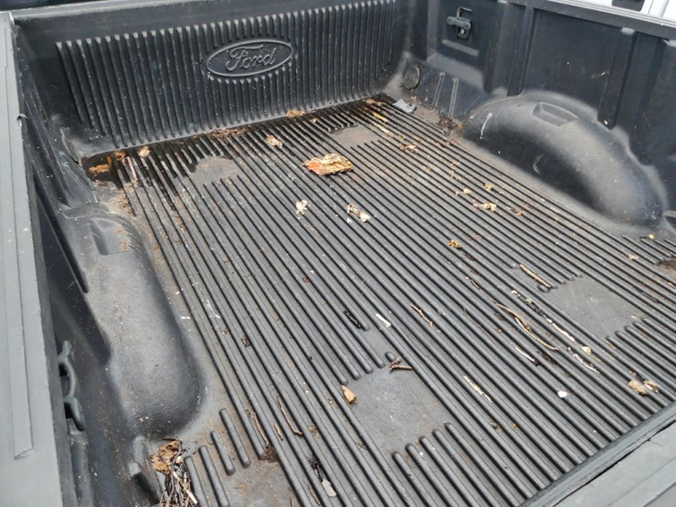 2015-ford-f150-xl-image-5