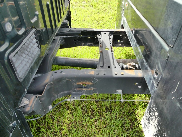 2021-ford-f350-xl-image-9