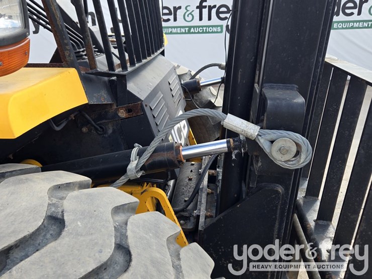 2017-jcb-930-image-31
