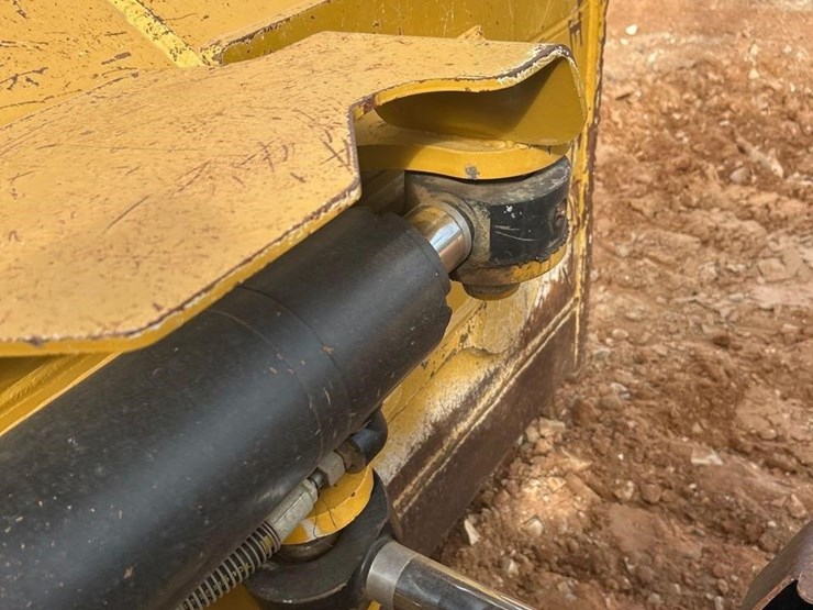 2018-caterpillar-d6n-xl-image-9