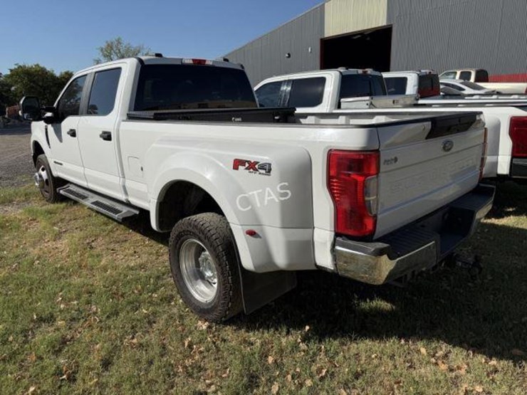 2020-ford-f350-image-12