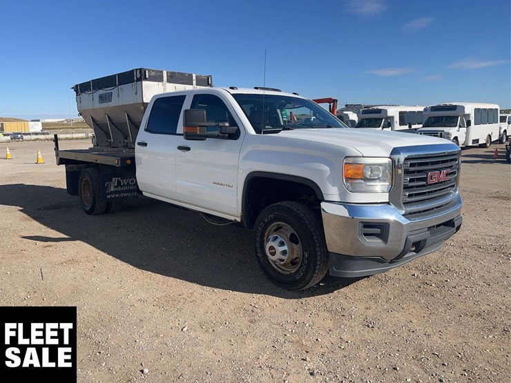 2015-gmc-sierra-3500hd-image-6