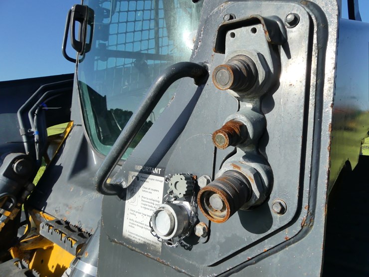 deere-333g-image-9