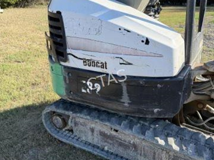 2013-bobcat-e32-image-6