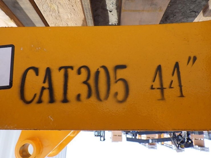 caterpillar-305-image-5