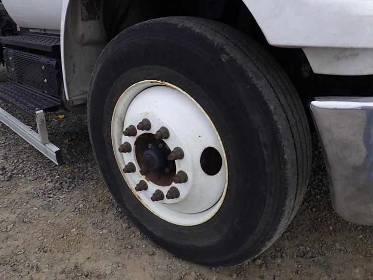 ford-f750-image-14