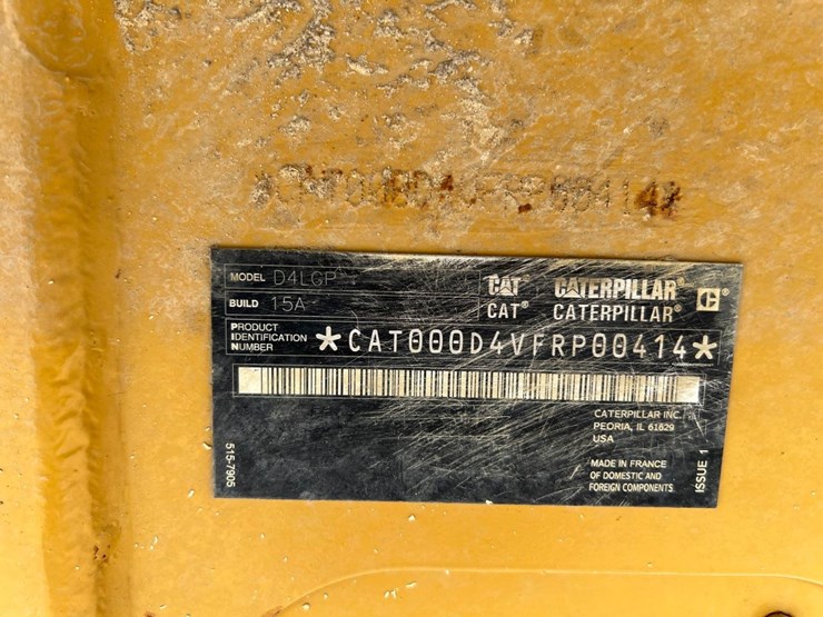 2021-caterpillar-d4-image-39