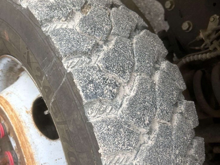 2017-ford-f550-image-36