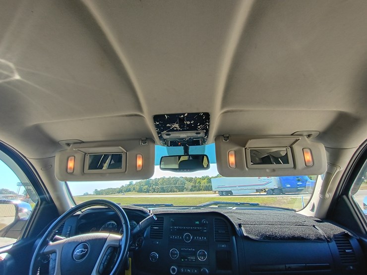 2010-chevrolet-silverado-1500-image-55
