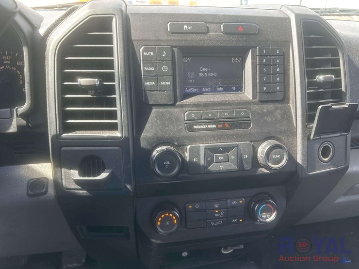 2017-ford-f150-image-13