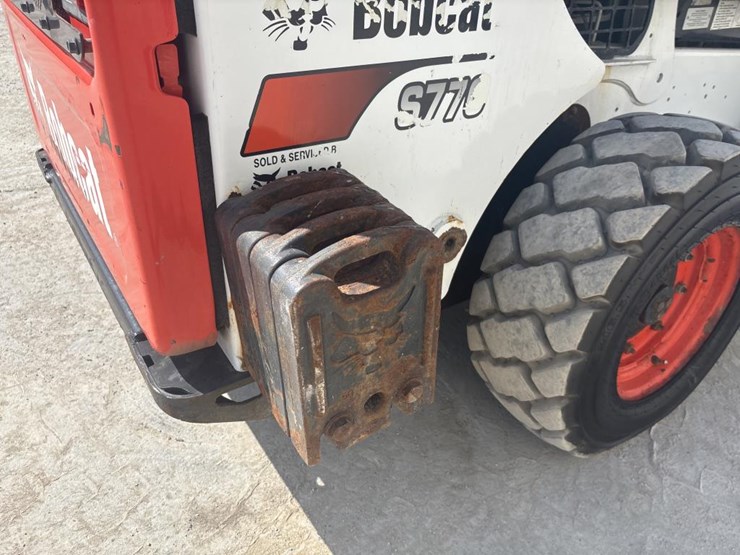 2019-bobcat-s770-image-18