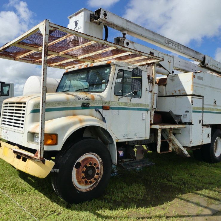 2000 INTERNATIONAL 4700