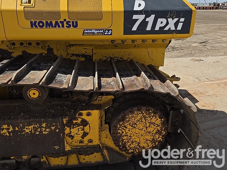 2022-komatsu-d71pxi-24-image-14